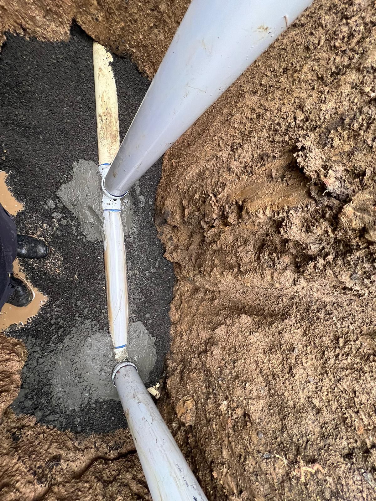 Sewer pipe excavation and replacement in Reservoir Melbourne